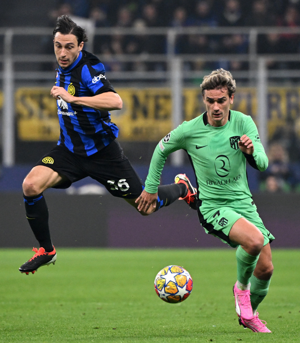 皇马将向国际足联控告因‘内格雷拉事件’所造成的裁判损害（皇马拟就内格雷拉案造成的裁判损害向国际足联提出申诉）