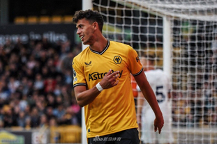 喷气机官方：阿奎利纳因伤退出对阵凤凰大名单，水沼宏太入替（喷气机官宣：阿奎利纳伤缺战凤凰大，水沼宏太递补入名单）