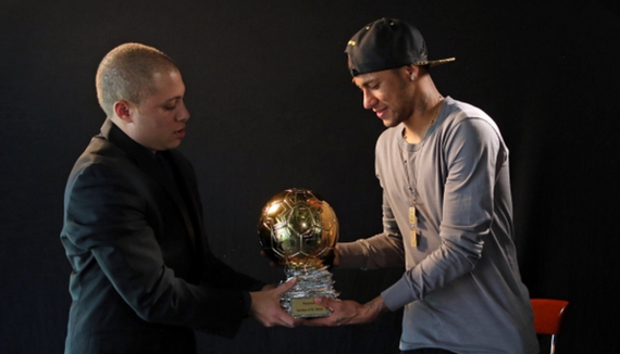 中超：武汉三镇主场1-0小胜上海申花（中超战报：武汉三镇主场1-0力克上海申花）