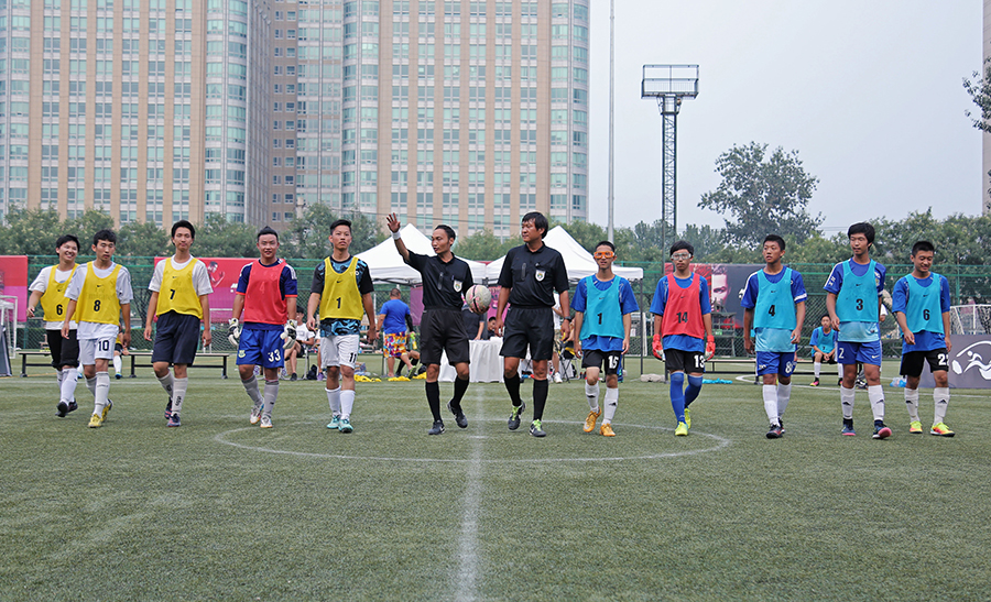 阿森纳恐怖主场难耐欧冠之王 首回合或1-1战平（阿森纳魔鬼主场难撼欧冠霸主 首回合恐以1-1收场）