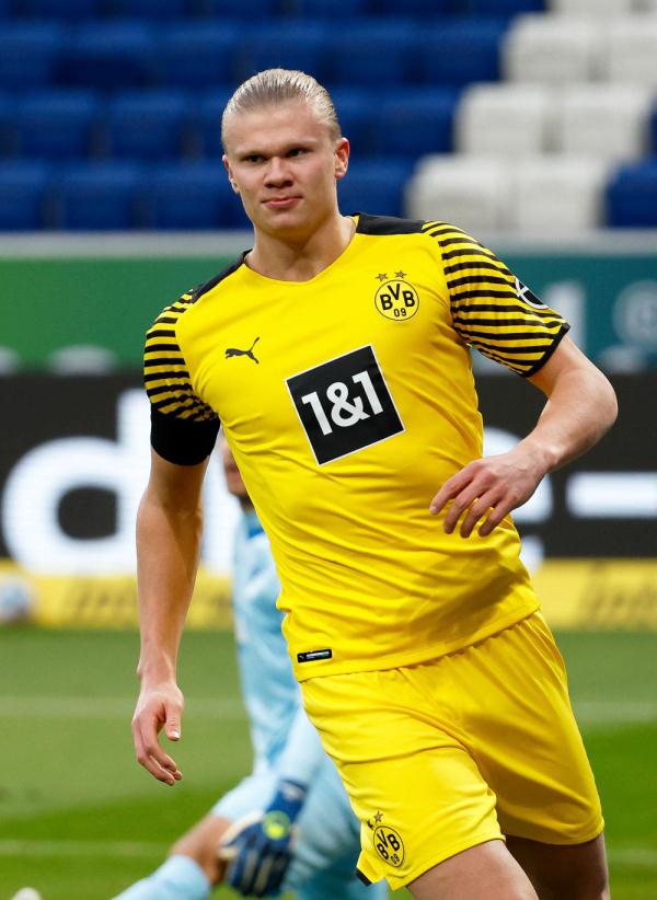 罗体：莫拉塔与妻子再陷情感危机，两人都删了简介中对方信息（罗体：莫拉塔与妻子疑再陷关系危机，双方社媒简介已删彼此信息）