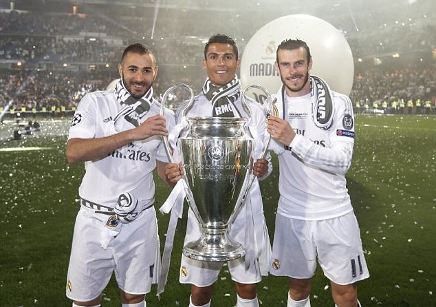 巴黎圣日耳曼姆巴佩帽子戏法（姆巴佩为巴黎圣日耳曼上演帽子戏法）