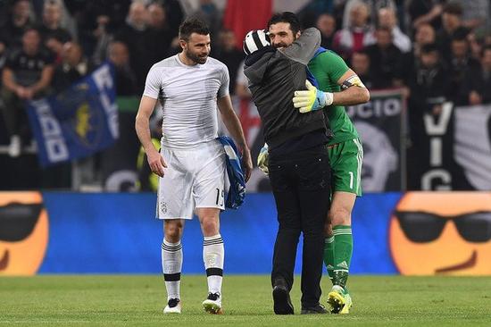 遭遇两连败和欧冠首败，国米本赛季四战强队全部告负