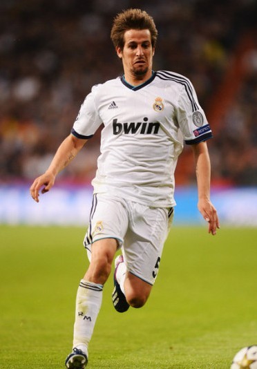 拉菲尼亚：巴西球员不自律的刻板印象已过时；曾想过放弃足球（拉菲尼亚直言：给巴西球员扣上“不自律”标签已过时；他曾一度想放弃足球）