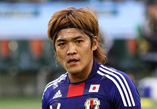 津媒谈国足选帅：本土“少壮派”教练的优势不容忽视（津媒：国足主帅遴选不可忽视本土少壮教练的优势）