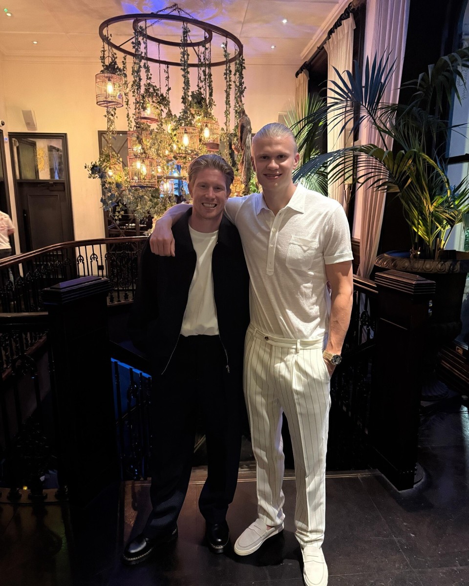 切尔西本赛季英超15轮调整46人次首发，比上赛季同期多了11次（英超前15轮，切尔西已更换46次首发，较上季同期增加11次）